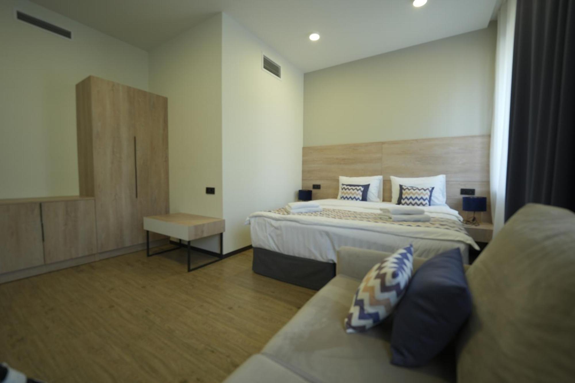 4Guest Hotel Erivan Dış mekan fotoğraf